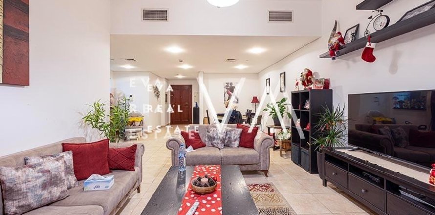Квартира в Дубае, 2 спальни, 136.11м², № 52770