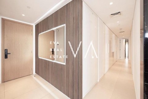 Apartment in Dubai Marina, Dubai 3 bedrooms, 195.46 sq.m. № 52691 - photo 8