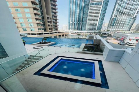 Apartment in Jumeirah Lake Towers, Dubai studio, 41.53 sq.m. № 52690 - photo 9