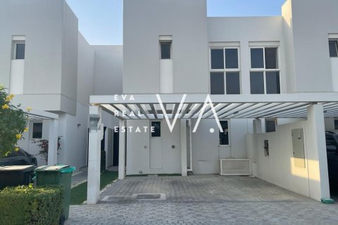 Townhouse in Dubai 3 bedrooms, 187.38 sq.m. № 52693 - photo 1