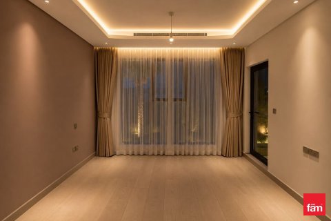 Villa in Dubai 6 bedrooms, 292.7 sq.m. № 114272 - photo 8