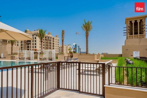 Apartamento en Umm Suqeim, Dubai, 1 dormitorio, 70.2 m², № 67511 - foto 1