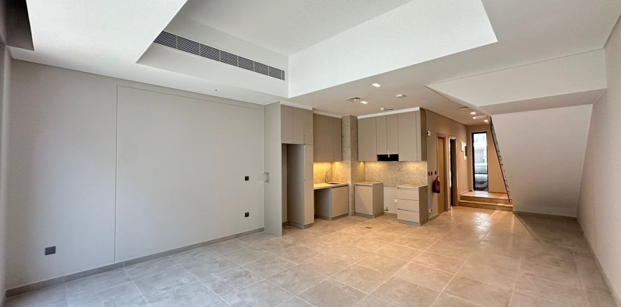 Adosado en Mohammed Bin Rashid City, Dubai, 2 dormitorios, 110.2 m², № 6310