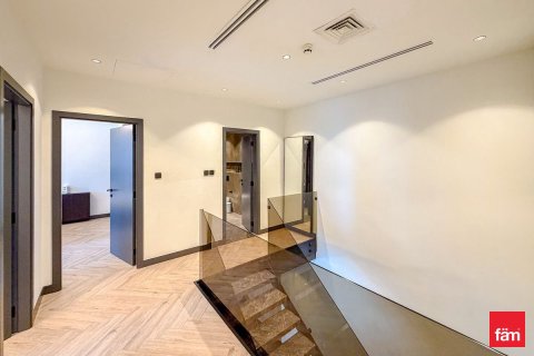 Apartment in Dubai Marina, Dubai 3 bedrooms, 236.3 sq.m. № 114212 - photo 12