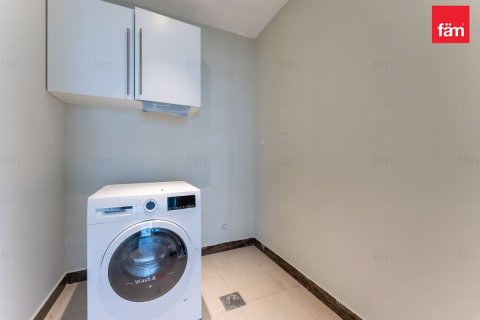Apartment in Dubai 2 bedrooms, 144 sq.m. № 114225 - photo 18