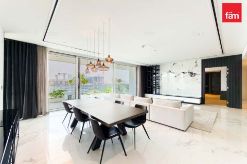 Apartment in Al Barari, Dubai 2 bedrooms, 261.6 sq.m. № 114231 - photo 4