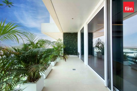 Apartment in Al Barari, Dubai 2 bedrooms, 261.6 sq.m. № 114231 - photo 14