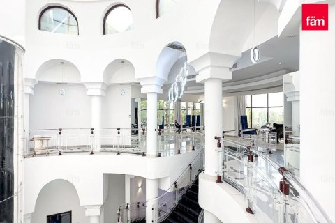 Villa in Dubai 7 bedrooms, 1723.6 sq.m. № 114233 - photo 2