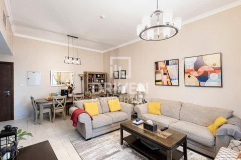 Apartment in Al Furjan, Dubai 2 bedrooms, 134.43 sq.m. № 142723 - photo 2