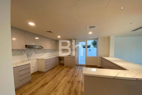 Villa à Al Safa, Dubai, 5 chambres, 372 m², № 21214 - photo 9
