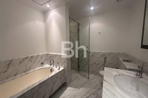 Apartment in Downtown Dubai (Downtown Burj Dubai), Dubai 2 bedrooms, 139 sq.m. № 21210 - photo 5