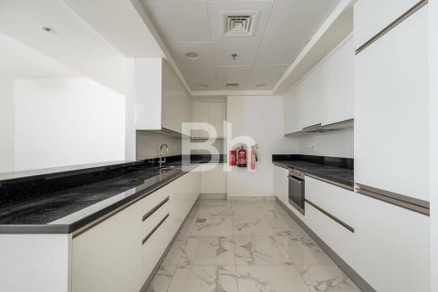 Снять в аренду квартиру в Бизнес-Бэе, Дубай: 3 спальни, 185м², № 21213 - фото 4