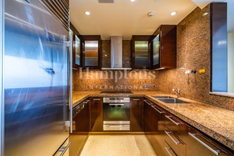 Снять в аренду квартиру в Бурдж-Халифе, Дубай: 2 спальни, 154.49768900м², № 63898 - фото 11