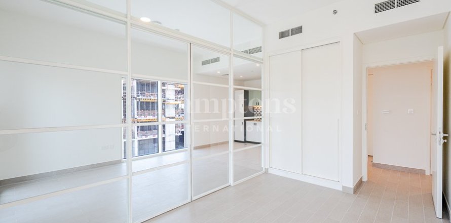 Apartment in Golfville, Dubai Hills Estate, Dubai 2 bedrooms, 69.1802 sq.m. № 63906