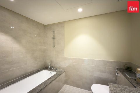 Apartment in Dubai 2 bedrooms, 129.6 sq.m. № 10389 - photo 11