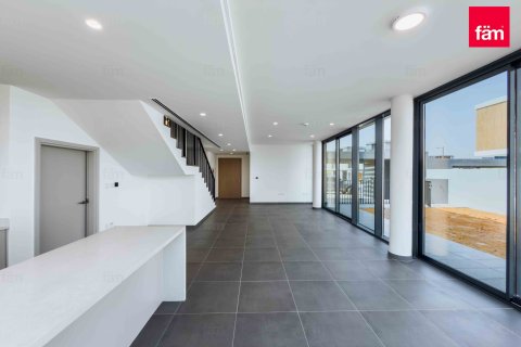 Villa in Dubai 4 bedrooms, 301.8 sq.m. № 60429 - photo 17