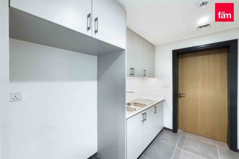 Villa in Dubai 4 bedrooms, 301.8 sq.m. № 60429 - photo 3