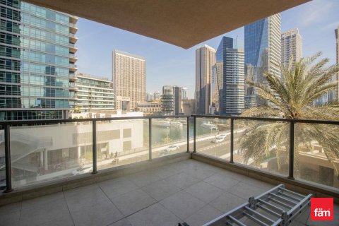 Apartment in Dubai Marina, Dubai 3 bedrooms, 204.8 sq.m. № 60427 - photo 1