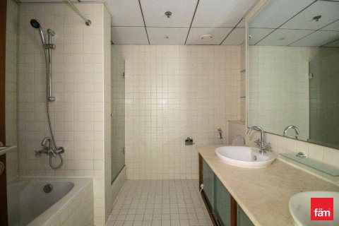 Apartment in Dubai Marina, Dubai 3 bedrooms, 204.8 sq.m. № 60427 - photo 20