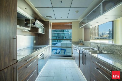 Apartment in Dubai Marina, Dubai 3 bedrooms, 204.8 sq.m. № 60427 - photo 21