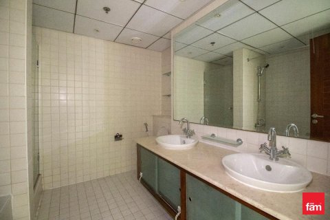 Apartment in Dubai Marina, Dubai 3 bedrooms, 204.8 sq.m. № 60427 - photo 19