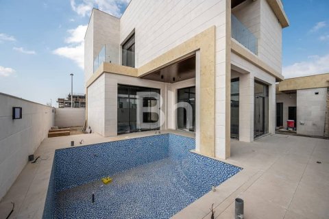 Villa en Nadd Al Sheba, Dubai, 6 dormitorios, 502 m², № 21303 - foto 16