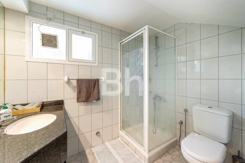 Villa in Umm Suqeim, Dubai 11 bedrooms, 5375 sq.m. № 21284 - photo 12