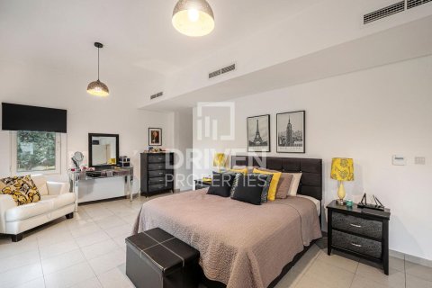 Villa in The Villa, Dubai 5 bedrooms, 479 sq.m. № 86941 - photo 13