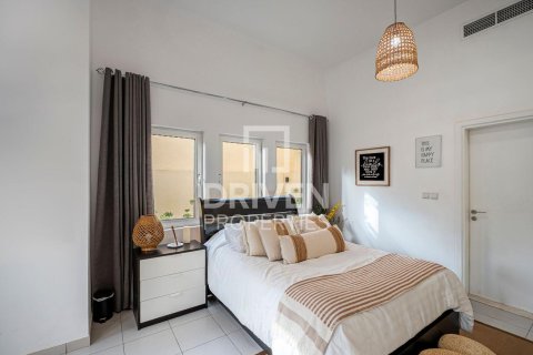 Villa in The Villa, Dubai 5 bedrooms, 479 sq.m. № 86941 - photo 9