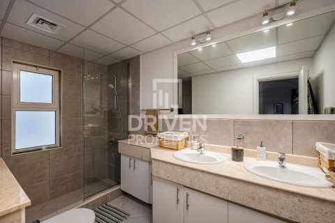 Villa in The Villa, Dubai 5 bedrooms, 479 sq.m. № 86941 - photo 17