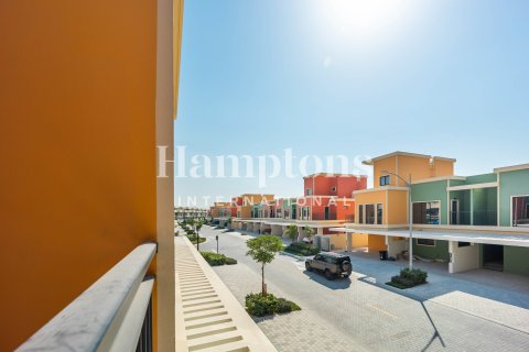 Townhouse in Damac Lagoons, Dubai 5 bedrooms, 219.52978900 sq.m. № 108613 - photo 26