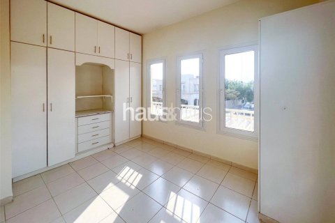 Villa in The Springs, Dubai 2 bedrooms, 167 sq.m. № 44040 - photo 11