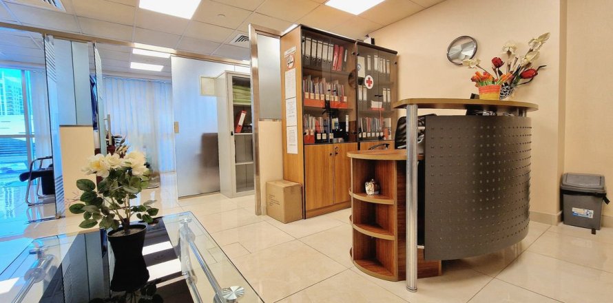 Office in Dubai 92.3 sq.m. № 85864