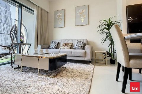 Снять в аренду квартиру в Даунтаун Дубай (Даунтаун Бурдж Дубай), Дубай: 2 спальни, 98.3м², № 85852 - фото 2