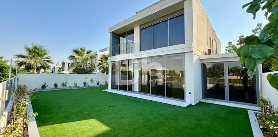 Вилла в Дубай Хилс Эстейт, Дубай, 4 спальни, 462м², № 23358