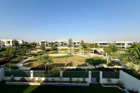 Снять в аренду виллу в Дубай Хилс Эстейт, Дубай: 4 спальни, 462м², № 23358 - фото 5