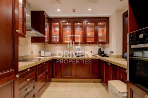 Apartment in Downtown Dubai (Downtown Burj Dubai), Dubai 1 bedroom, 105.07 sq.m. № 135781 - photo 6
