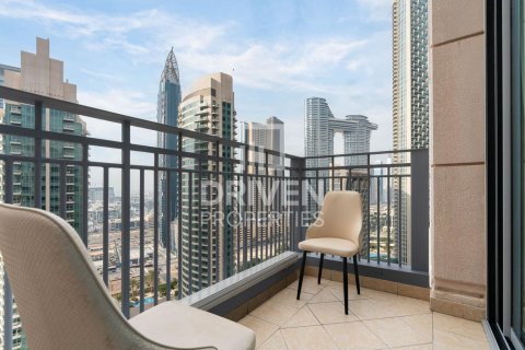 Apartment in Standpoint Towers, Downtown Dubai (Downtown Burj Dubai), Dubai 2 bedrooms, 101.17 sq.m. № 135783 - photo 22