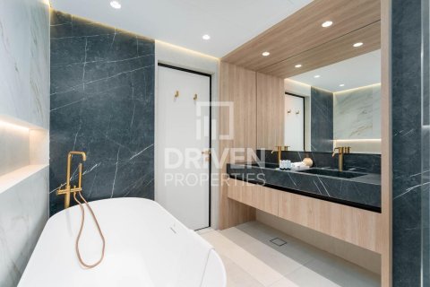 Apartment in Standpoint Towers, Downtown Dubai (Downtown Burj Dubai), Dubai 2 bedrooms, 101.17 sq.m. № 135783 - photo 19