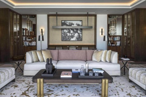 Apartment in DORCHESTER COLLECTION in Business Bay, Dubai 4 bedrooms, 420 sq.m. № 29794 - photo 2