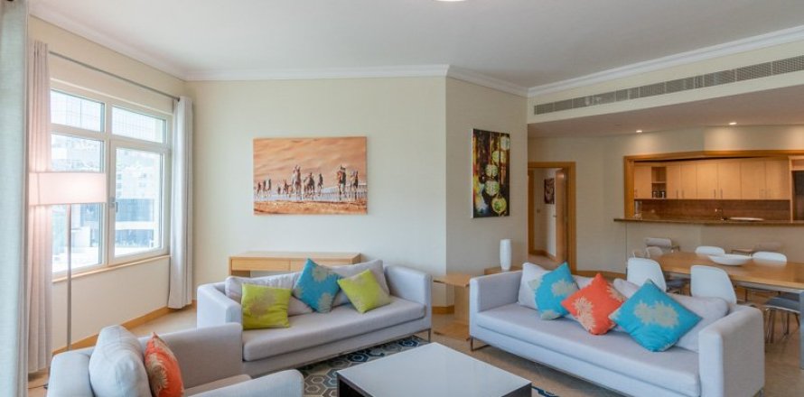 Apartment in Palm Jumeirah, Dubai 3 bedrooms, 209.8 sq.m. № 1379