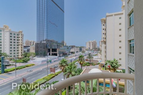 Apartment in Palm Jumeirah, Dubai 3 bedrooms, 209.8 sq.m. № 1379 - photo 17