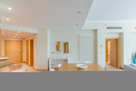 Apartment in Palm Jumeirah, Dubai 3 bedrooms, 209.8 sq.m. № 1379 - photo 4