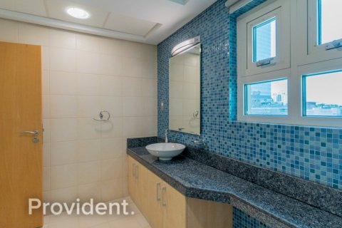 Apartment in Palm Jumeirah, Dubai 3 bedrooms, 209.8 sq.m. № 1379 - photo 23