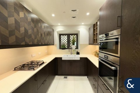 Apartamento en Downtown Dubai (Downtown Burj Dubai), Dubai, 1 dormitorio, 93 m², № 78616 - foto 7