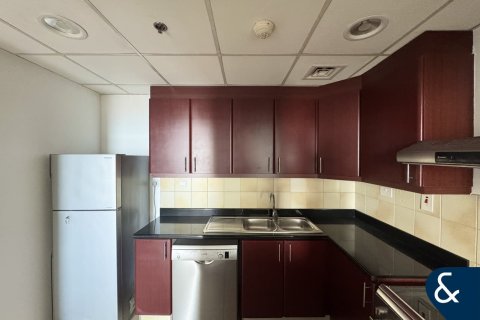 Apartment in Shams, Jumeirah Beach Residence, Dubai 2 bedrooms, 110 sq.m. № 78618 - photo 8