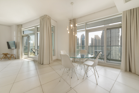 Apartamento en Dubai, 2 dormitorios, 125 m², № 31053 - foto 1