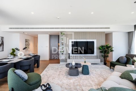 Apartment in Jumeirah Lake Towers, Dubai 3 bedrooms, 156.82 sq.m. № 143110