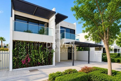 Villa in Dubai 6 bedrooms, 426.7 sq.m. № 143100 - photo 22