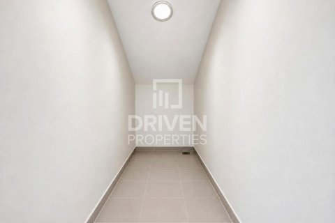 Villa in Dubai 6 bedrooms, 426.7 sq.m. № 143100 - photo 18